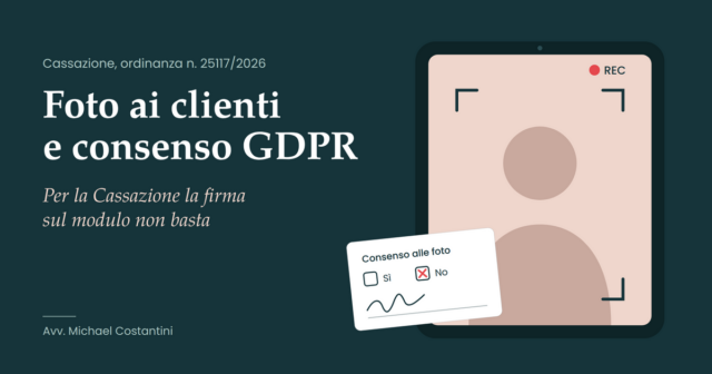Operatrice di un centro estetico che fotografa una cliente con un tablet, consenso privacy GDPR